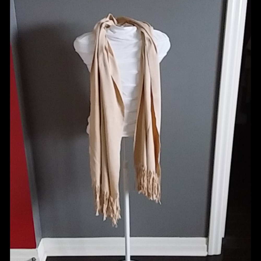 Weekenders scarves